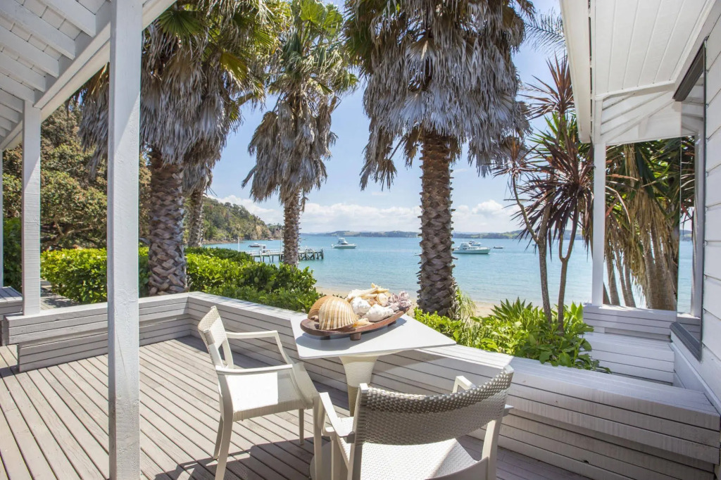 The Beach House Kawau