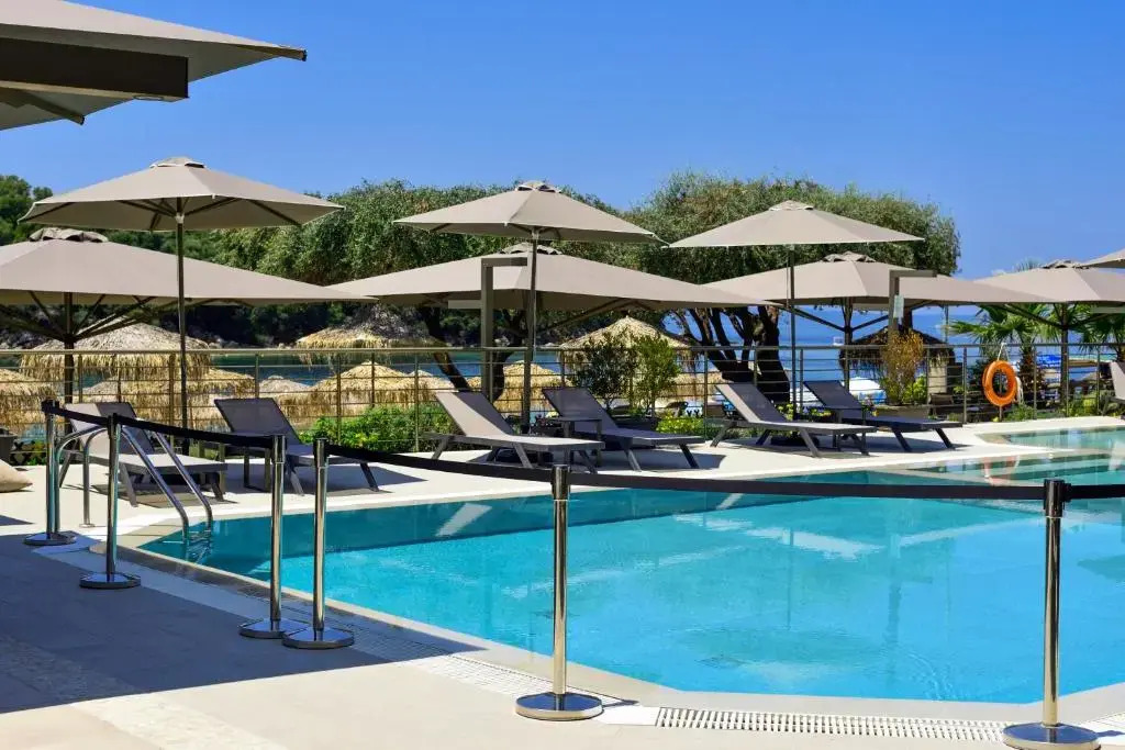 Prima Vista Beachfront Boutique Hotel