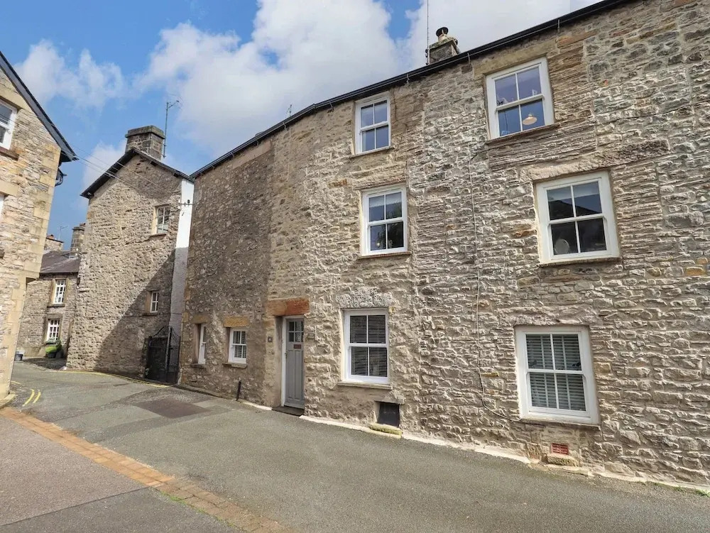 Back Cottage