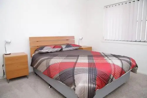 Dolphin Court 1 1 Gowing Street