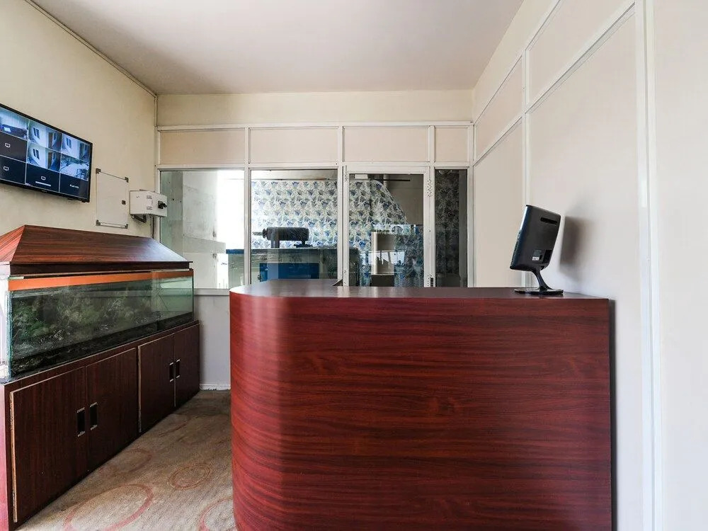 OYO 14207 Royal Residential Lodge