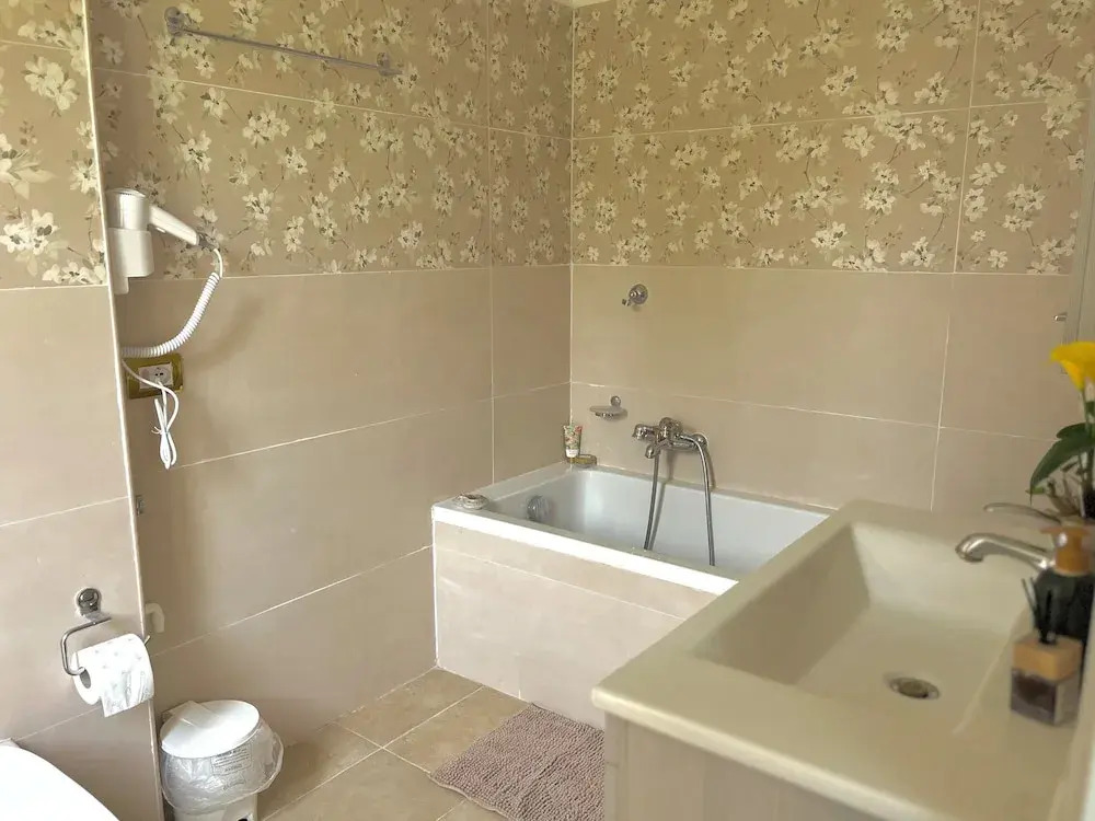 SR Guesthouse