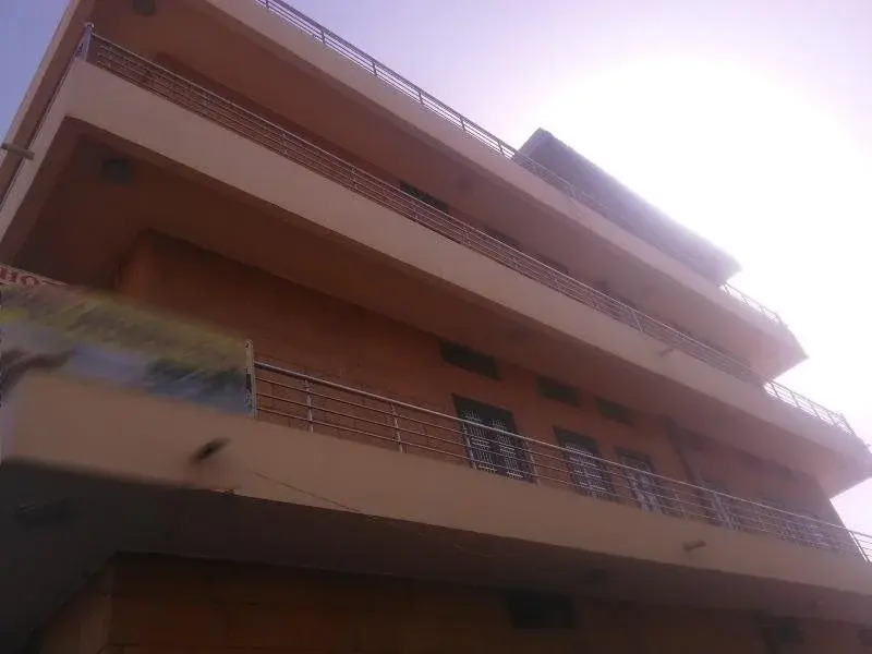 Hotel Desert