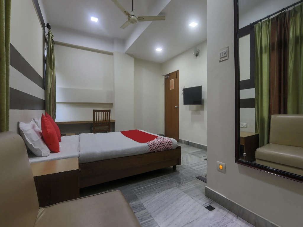 OYO 18901 Hotel Sunview International