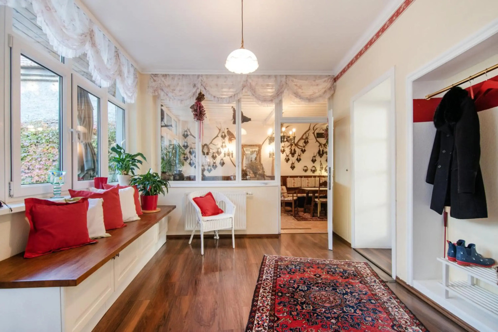Renoviertes Bauernhaus mit Garten in Ruhelage