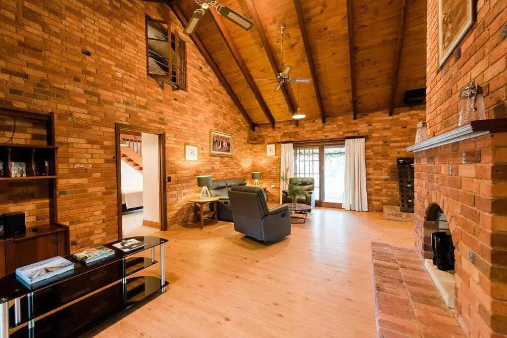 Gumstead House