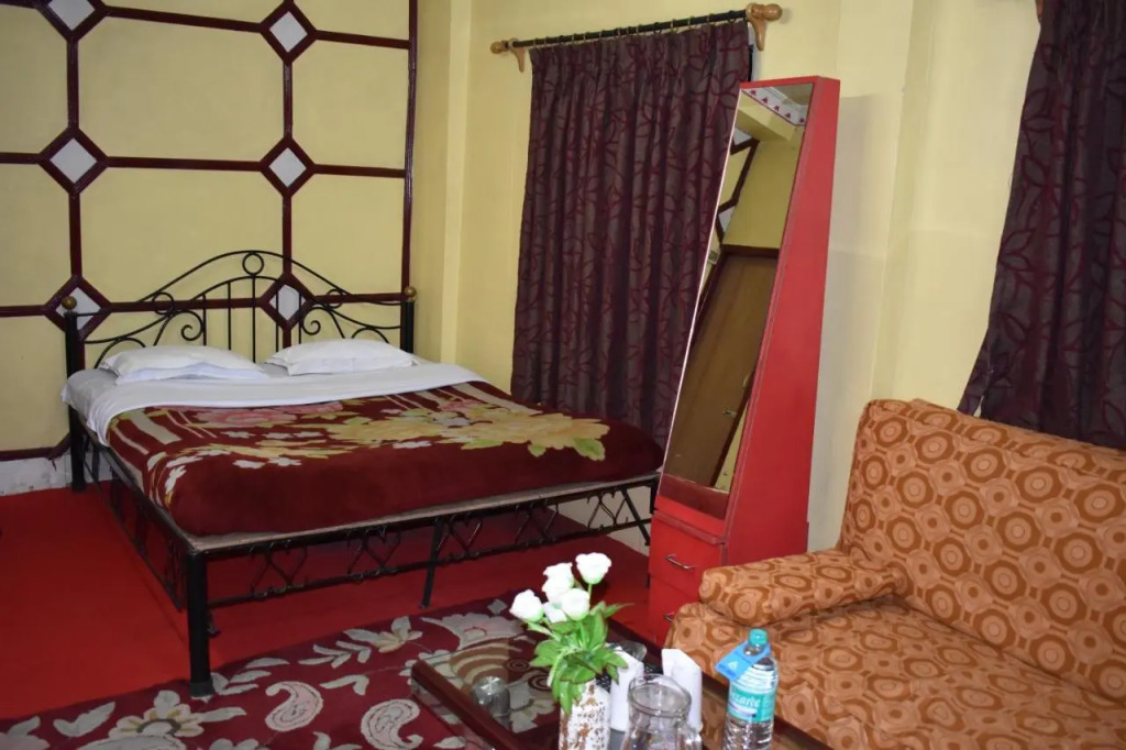 Hotel Airways