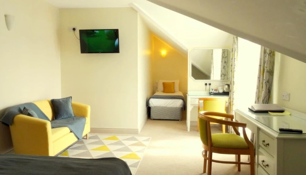 The Lough & Quay Accommodation