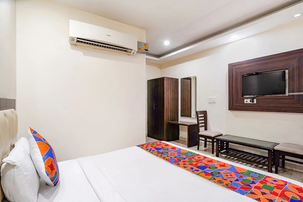 FabHotel Comfort Stay Vaishali
