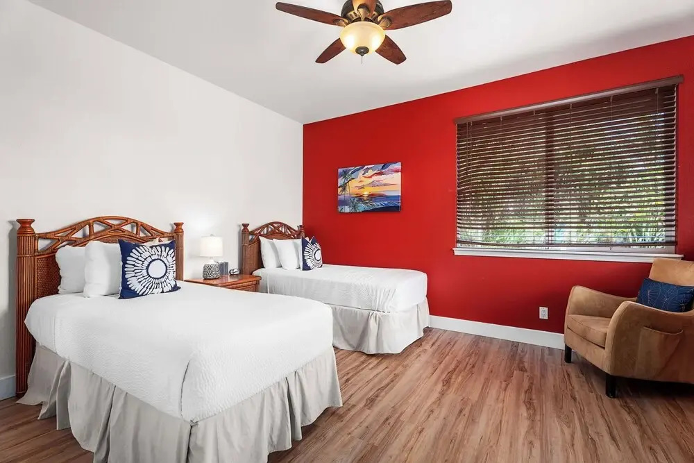 Updated Unit - Perfect Location - Vrkcv