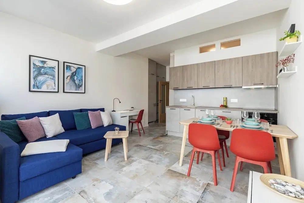 Fully equipped Apartments with Terraces, Free garage parking, Netflix & AC - by Apartmány Šlapanice cz