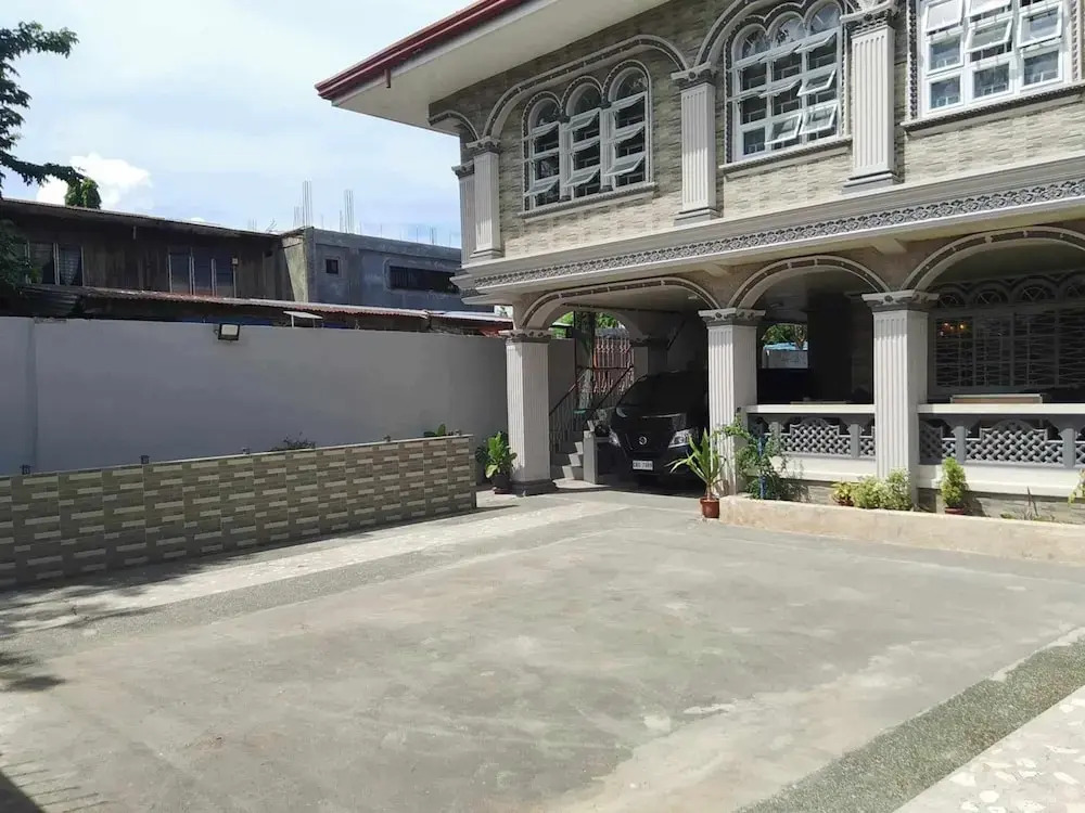 Topaz Bed & Breakfast Hotel