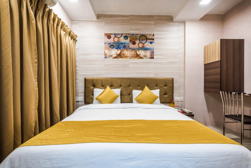 OYO Apartments Powai Lake