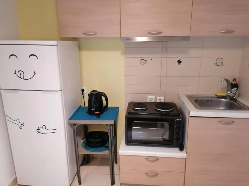 Central Modern Studio