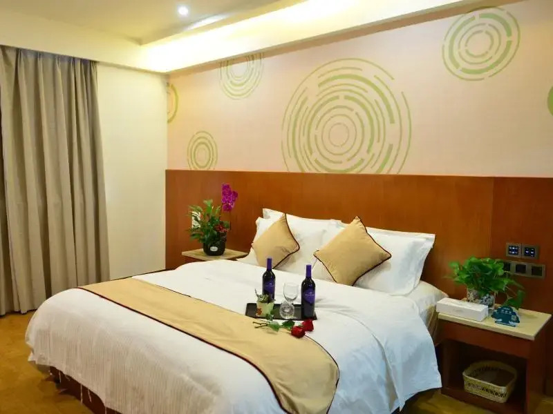 GreenTree Inn Ziyang Lezhi Government Tianchi Town Express Hotel