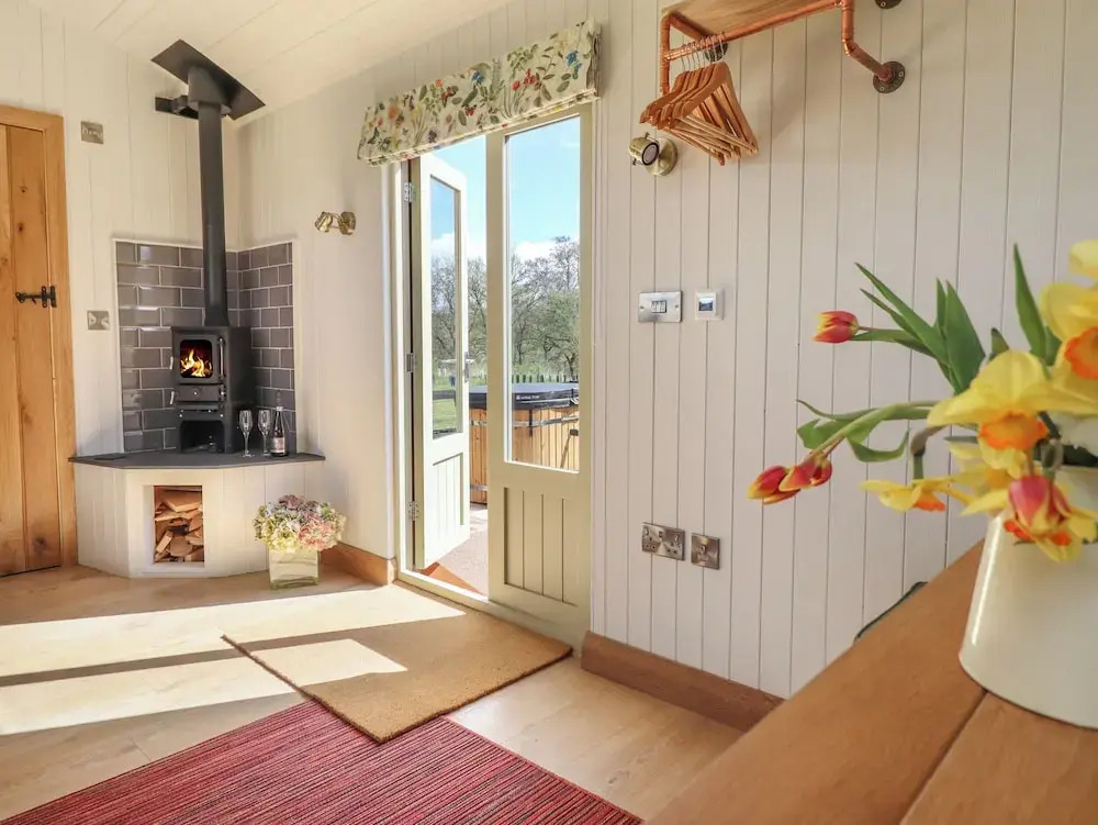 Balwen Shepherds Hut