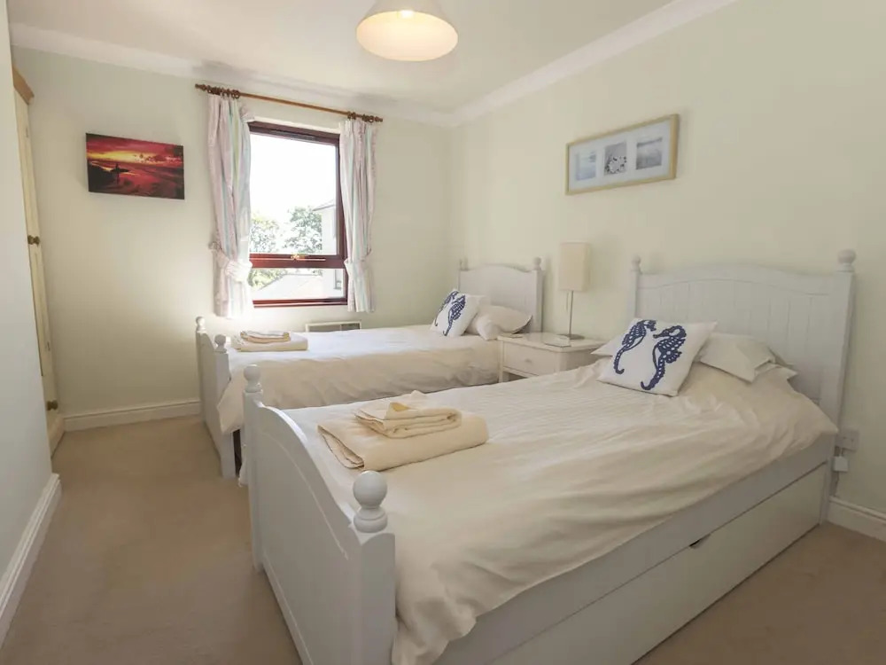 2 Tanworth House