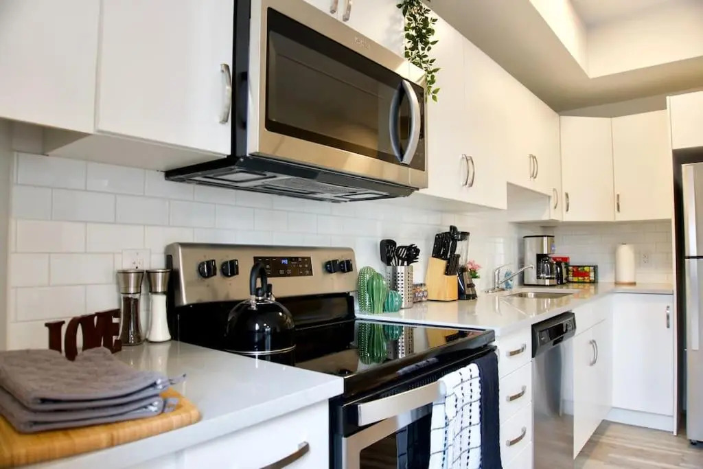 Modern 2bedroom Condo Great Location Coffee Wifi