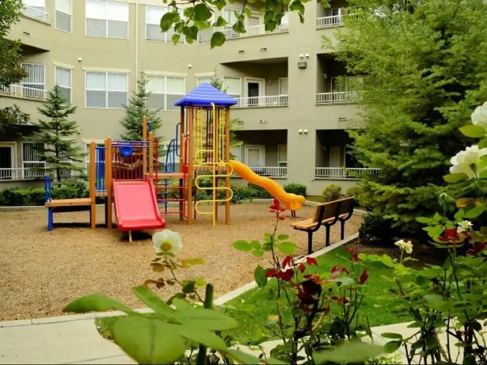 Downtown Condo by the Convention Center