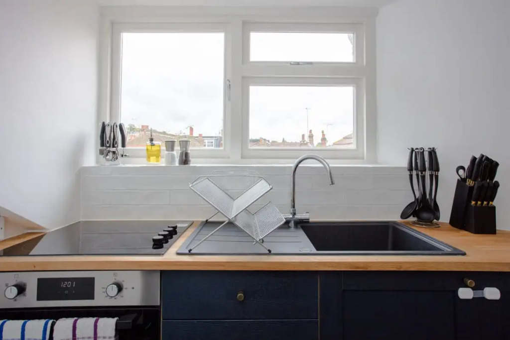 The Crescent Moon - Elegant 1bdr Flat