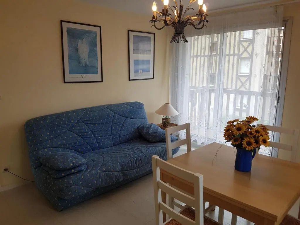 Appartement Cabourg, 2 pièces, 4 personnes - FR-1-487-172