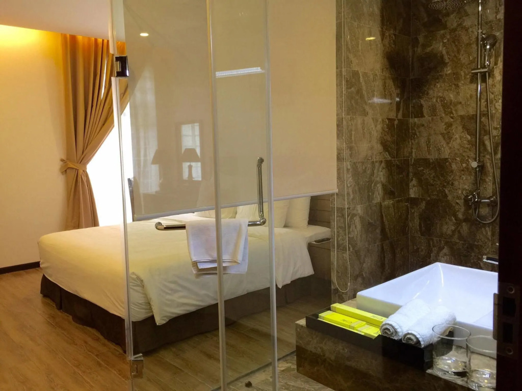 One Hotel