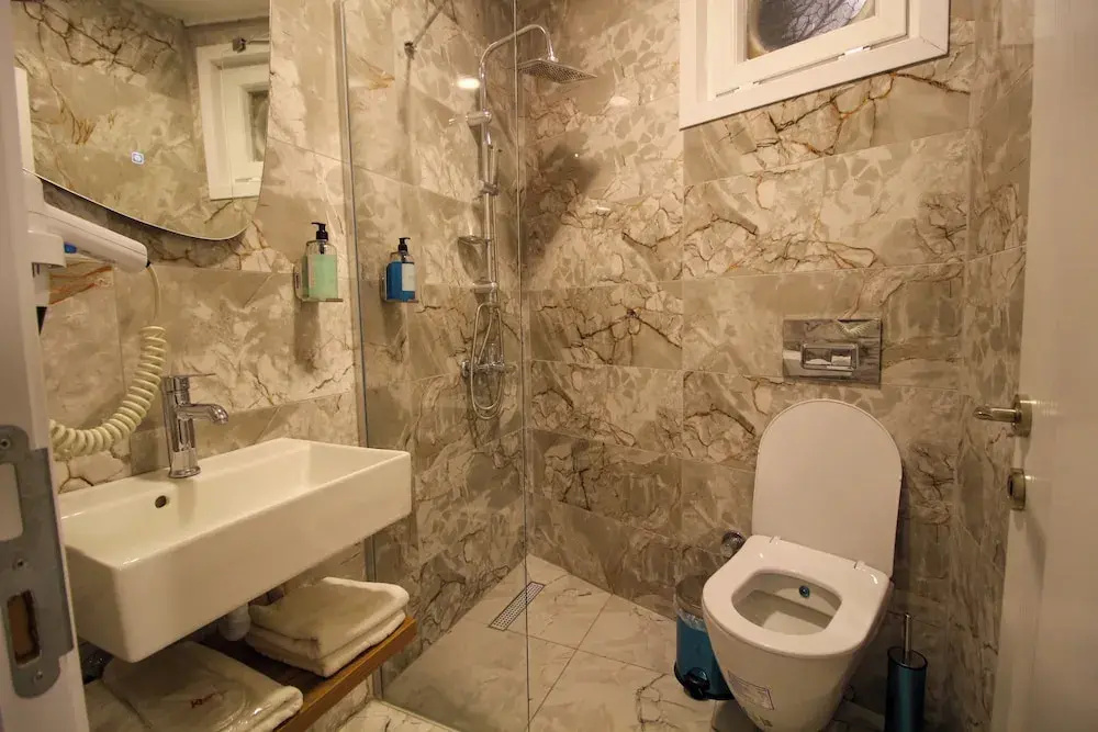 Luvıra Hotel