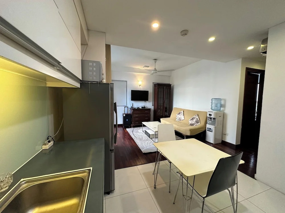 Sunshine Apartments