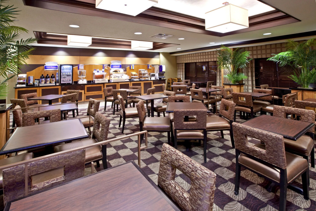 Holiday Inn Express & Suites Seymour by IHG