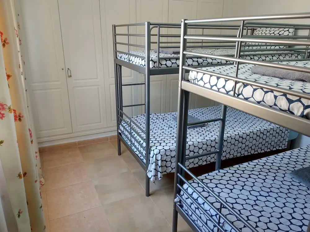 Ohana Guest House