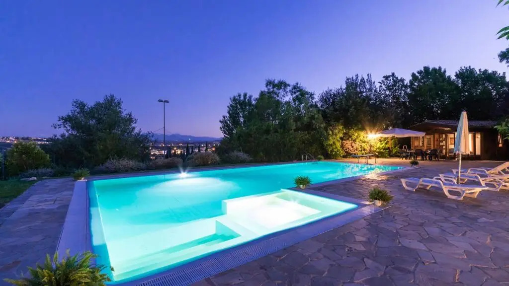VILLA AMBRAH 12&1, Emma Villas