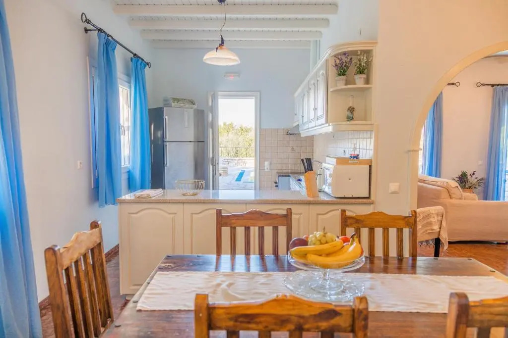 Villa Dimitris - just 600 meters away from the beach!!! by MediterraneanVillas