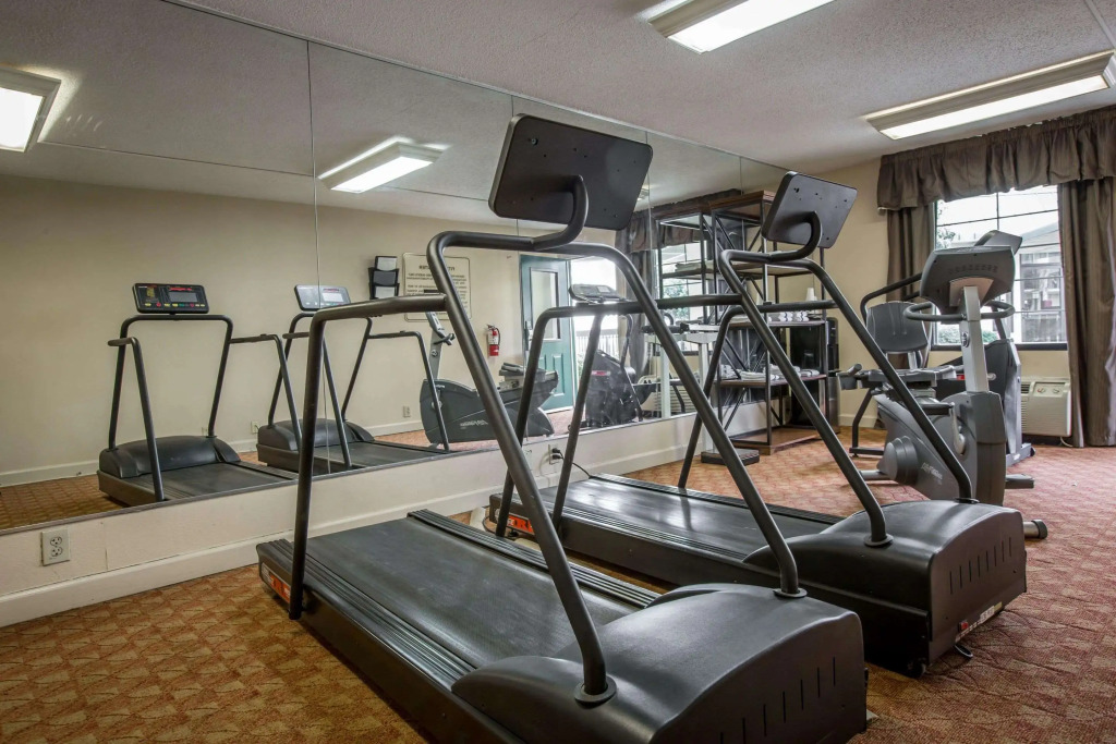 Quality Inn & Suites Hanes Mall
