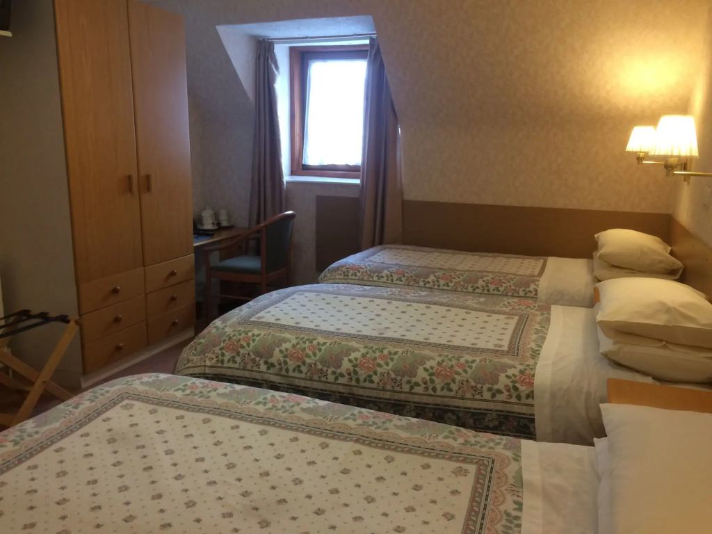 MacDougall Clansman Hotel