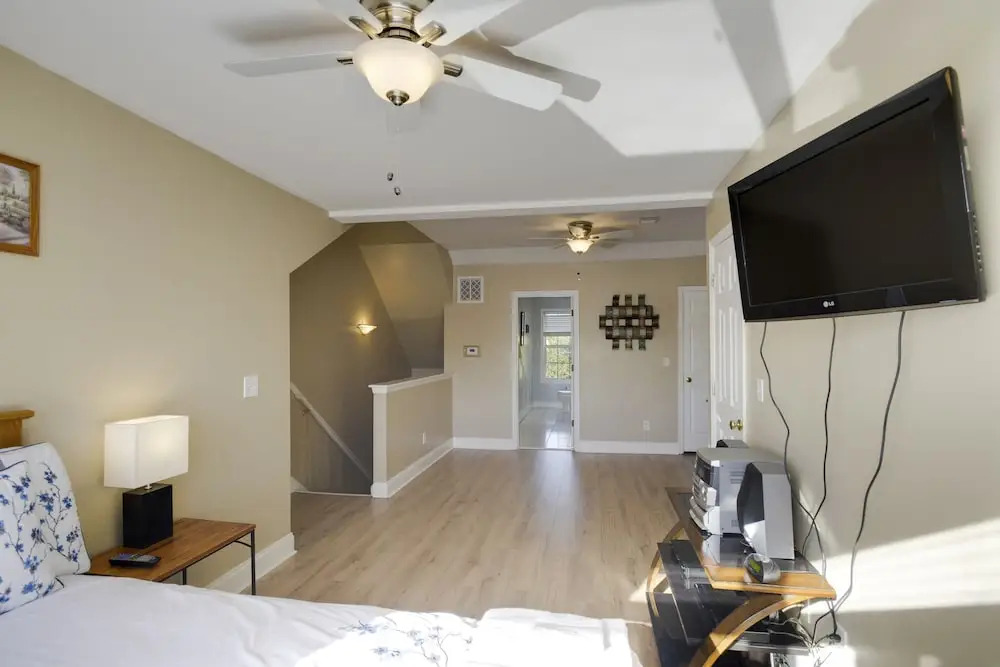 Carolina Waterfront Rentals - Arco - 3 Br townhouse by RedAwning