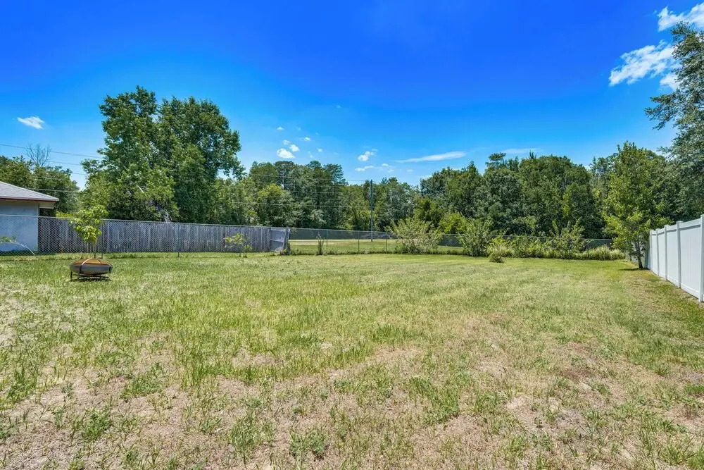 Family-friendly Kissimmee Home w/ Yard & Grill!