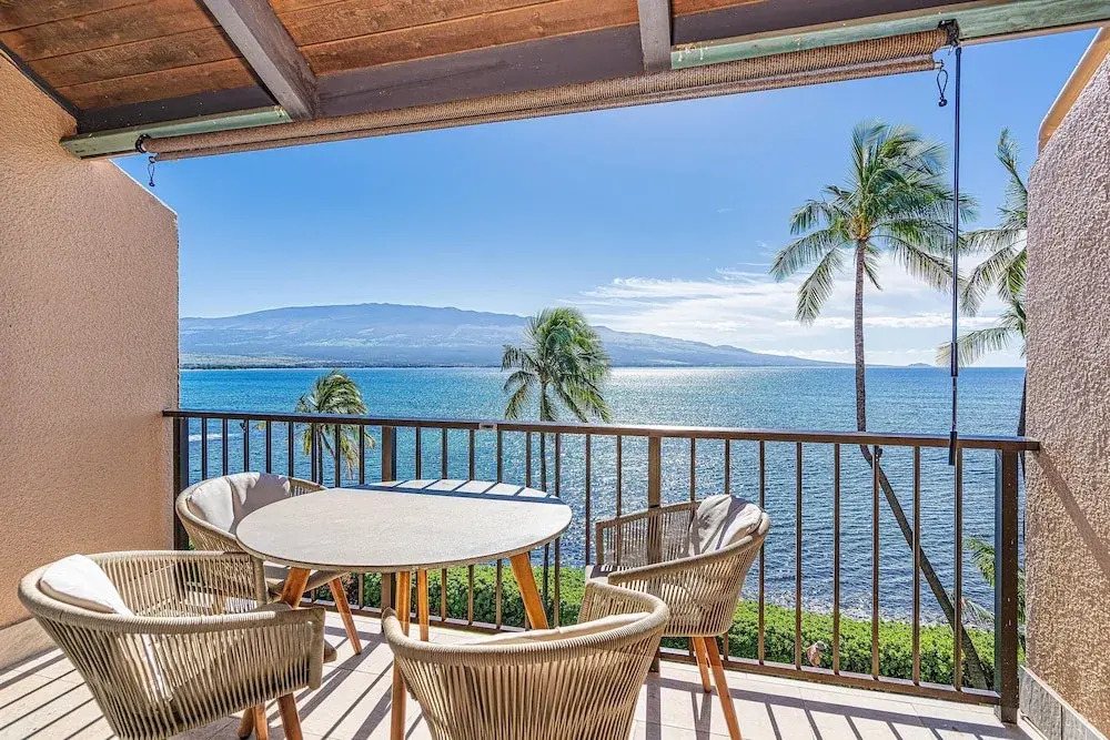 Maalaea Banyans 411 - Modern Renovation, Direct Ocean Front, Incredible View, AC