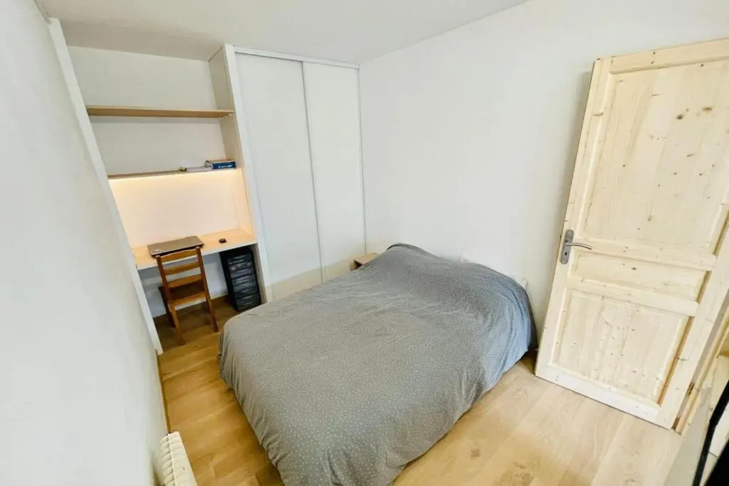 Furnished Apartment With Balcony & Parking in A Secure Residence
