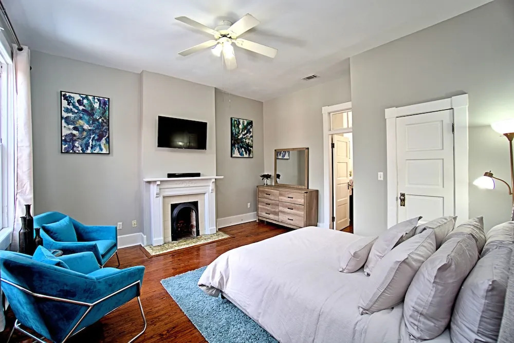 2 Bed Home in Downtown Savannah