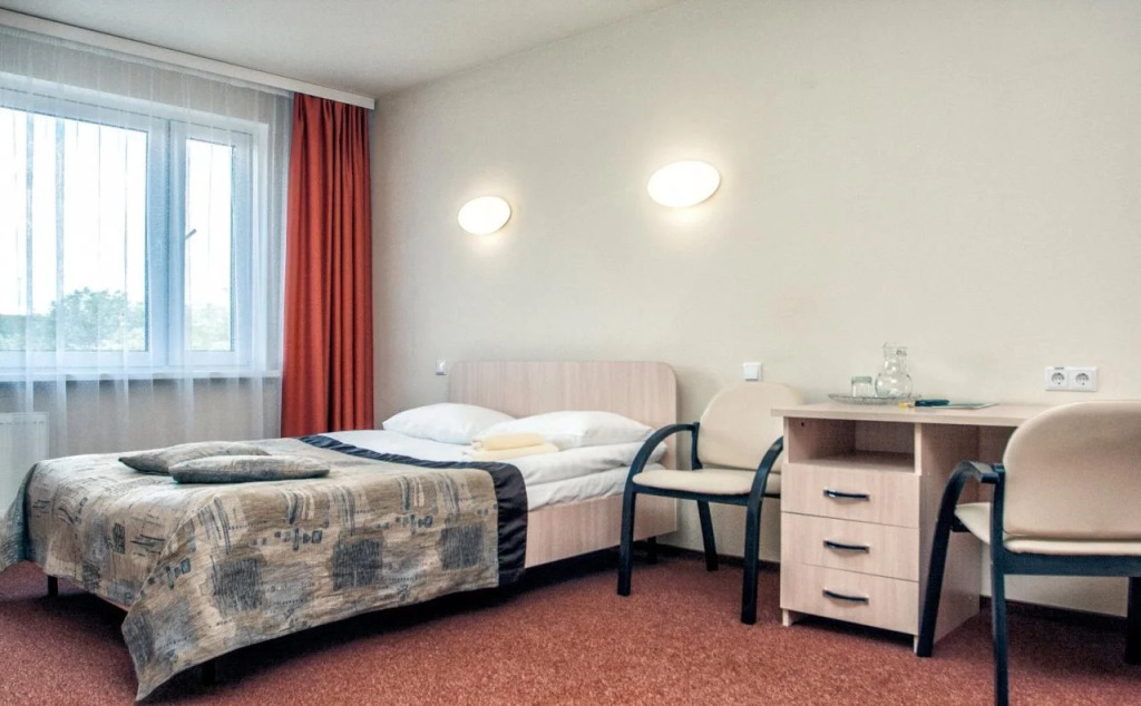 Halt Time Hotel