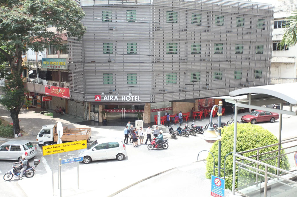 Aira Hotel