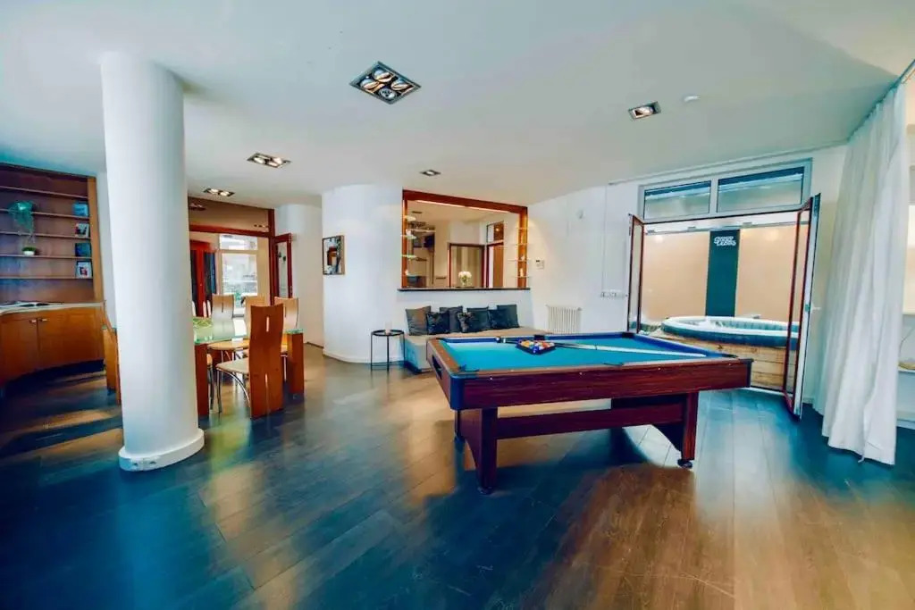 Wagner Stays - Miami Lovely romantic Garden apartment with whirlpool