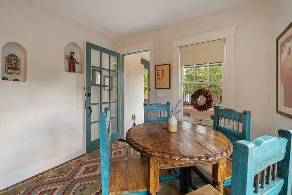 Laughing Llama - Luxury Home Two Blocks From The Plaza