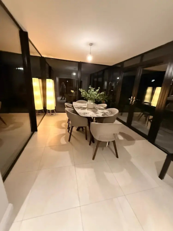 Modern Entire Home Retreat in Newry