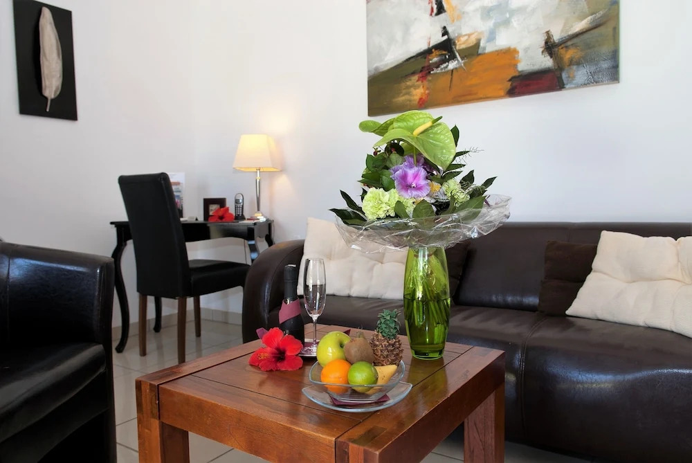 Birdcage Gay Men Resort and Lifestyle Hotel