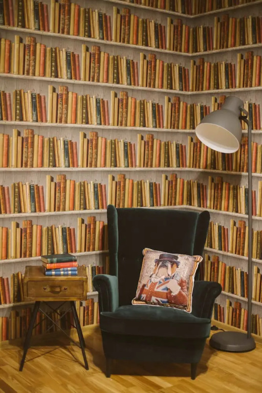 Balcescu Apartment 33