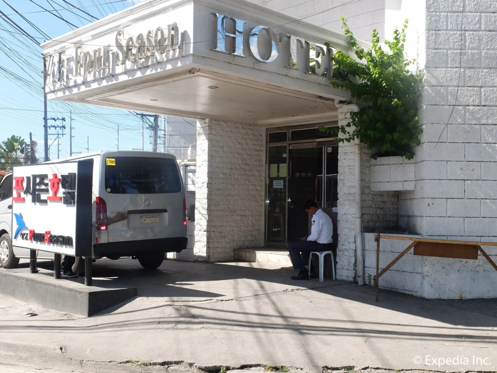 VF Four Season Hotel
