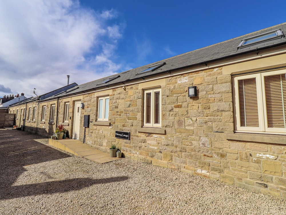 Hideaway Cottage No 1