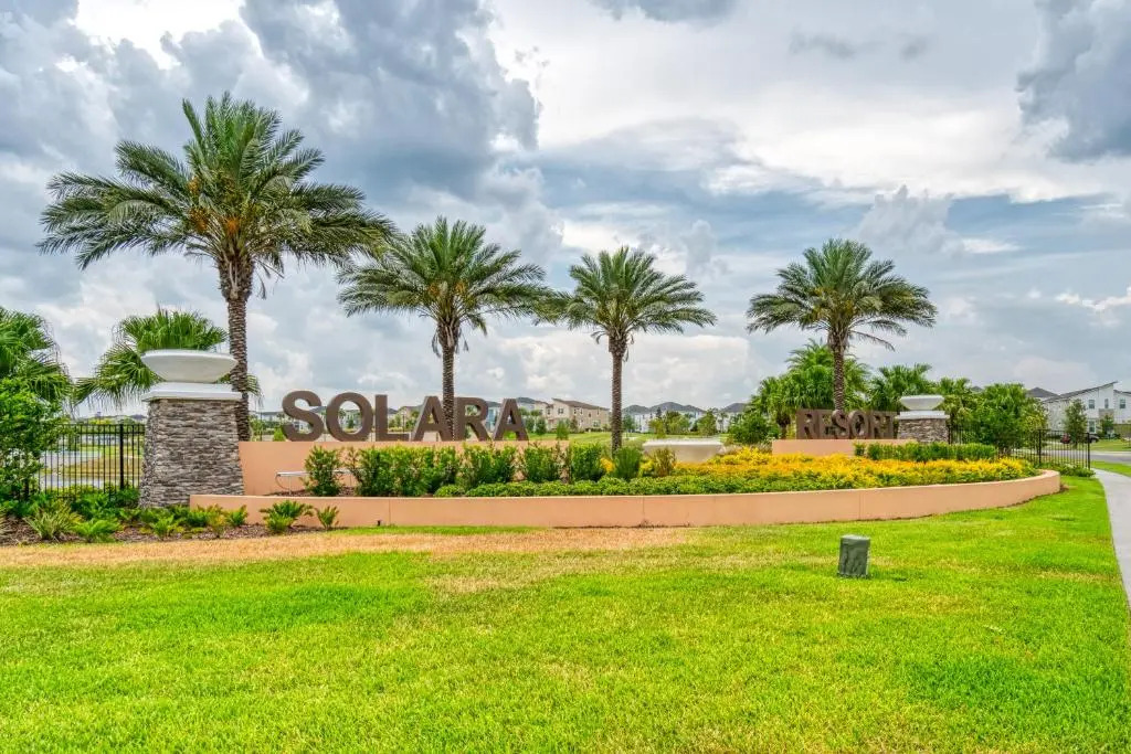 Elegant Brand New Nine Bedrooms House with Private Pool at Solara Resort 8929