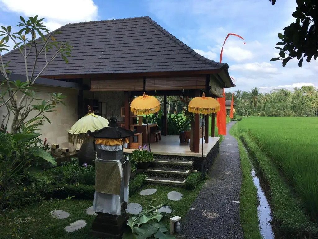 Puri Raya Villa